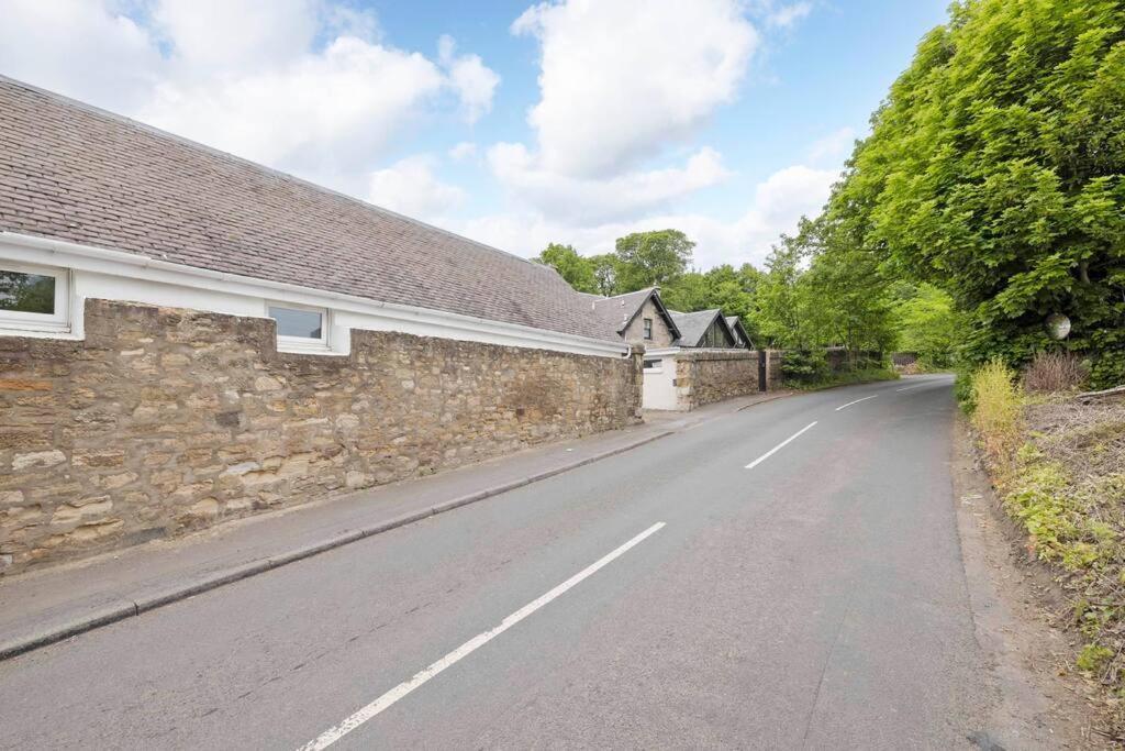 Two Bedroom Country Cottage With Parking Musselburgh Dış mekan fotoğraf