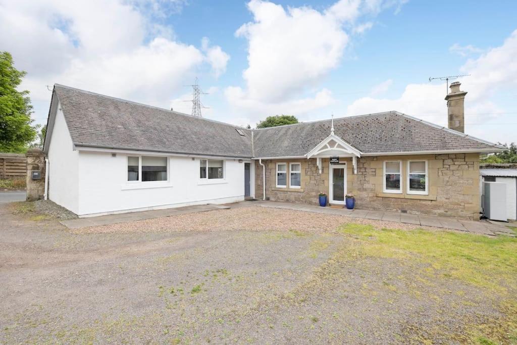 Two Bedroom Country Cottage With Parking Musselburgh Dış mekan fotoğraf