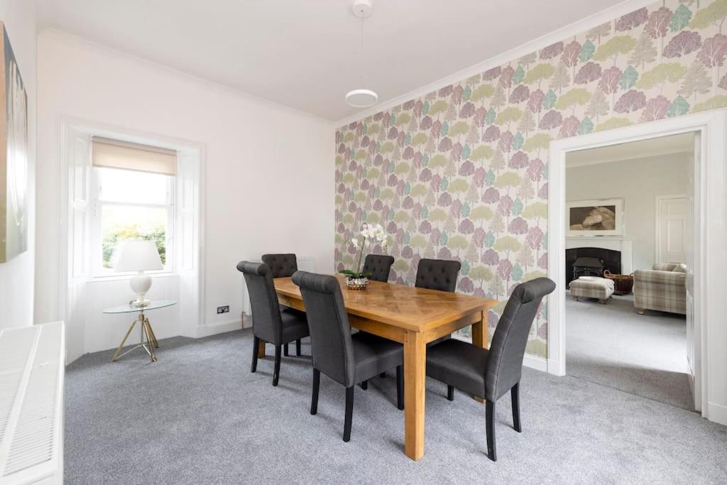 Two Bedroom Country Cottage With Parking Musselburgh Dış mekan fotoğraf
